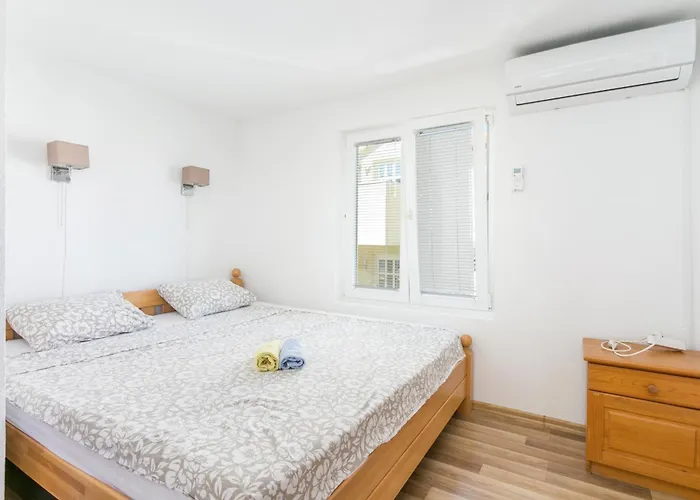 Апартаменти By The Sea Mastrinka, Ciovo - 22956