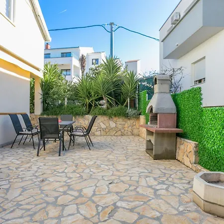 Apartamento By The Sea Mastrinka, Ciovo - 22956 *