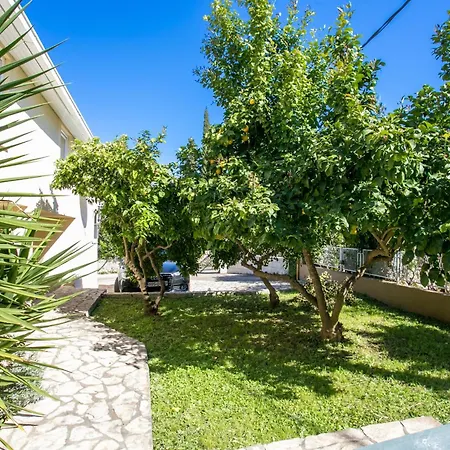 Apartman By The Sea Mastrinka, Ciovo - 22956 Trogir